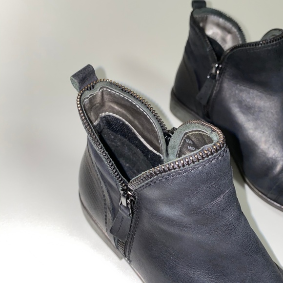 BUGATTI Leather Boots - Picture 4 of 7